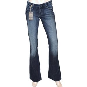 Paige MONTECITO Bootcut Flare Leg Mid-Rise Jeans Pants 28 Karma Wash Nwt $189